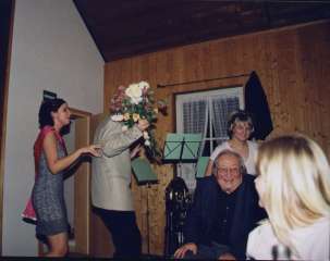 Wolfgang Eidloth mit Trixi, Babsi und Freddy